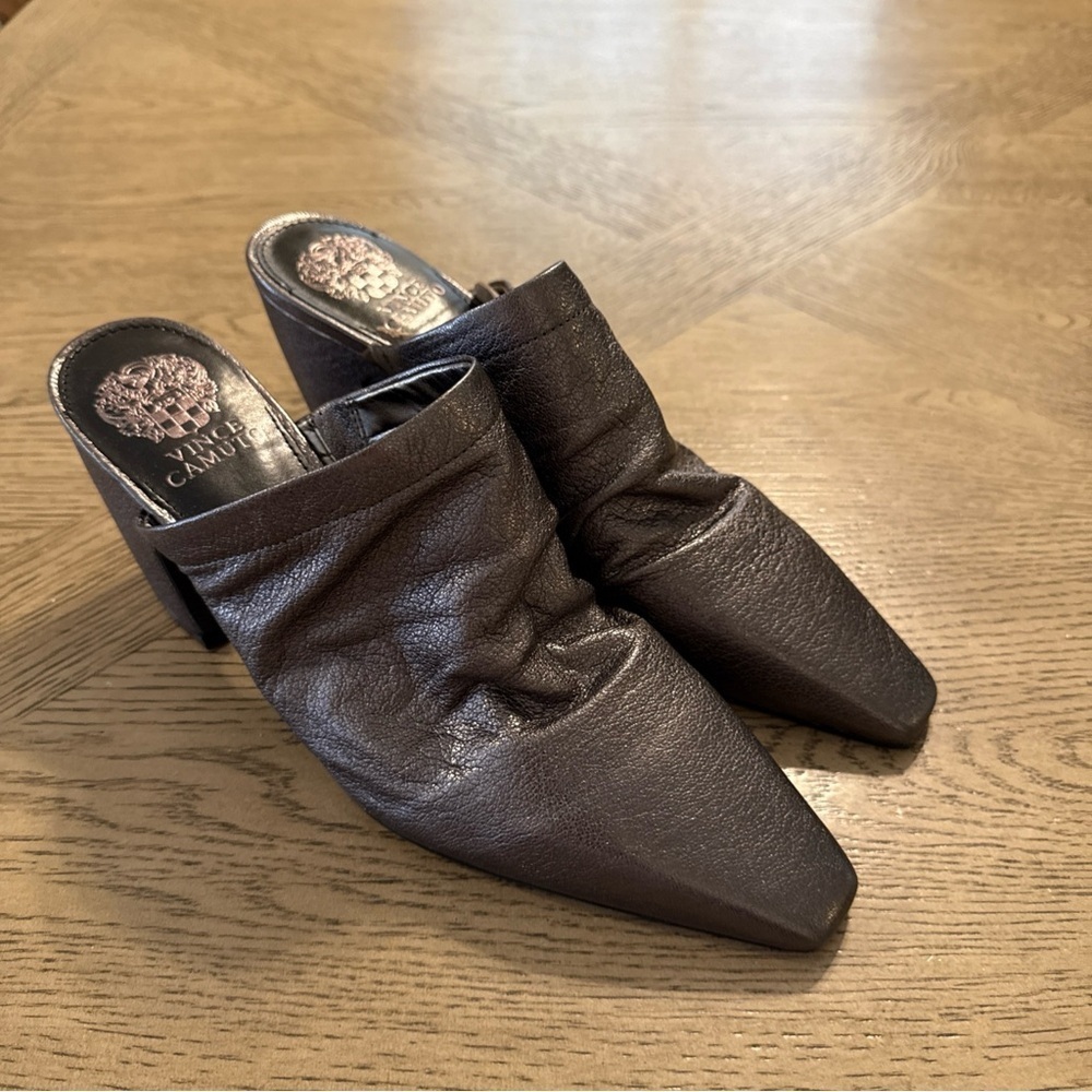 Vince Camuto Womens Carlie Leather Ruched Mule Dark Pewter Size 10